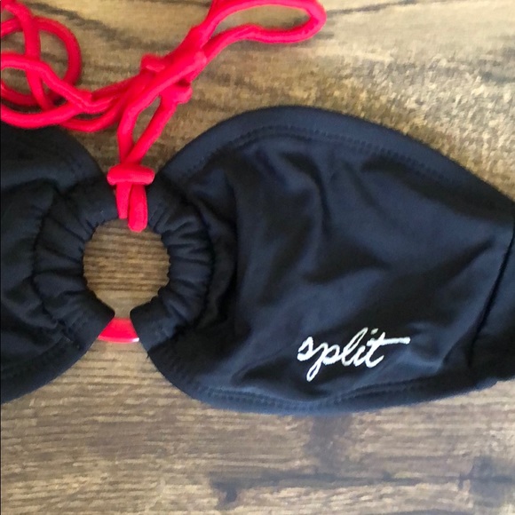 Split black and red two piece bikini - Picture 3 of 6